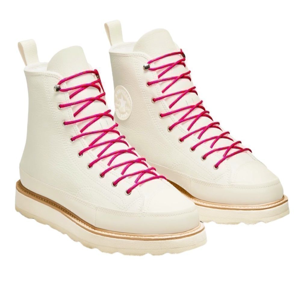 NWT CONVERSE CHUCK TAYLOR CRAFTED LEATHER TERRAIN BOOTS PINK LACES SIZE 9.5